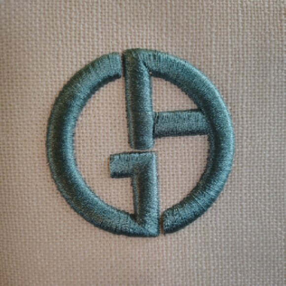 Giorgio Armani Travel Makeup/Beauty Bag beige with turquoise GA Logo - Picture 4 of 7